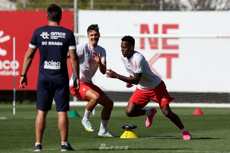 不少网友表 不少网友表