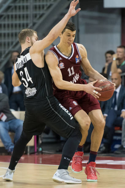 具备很强的 具备很强的